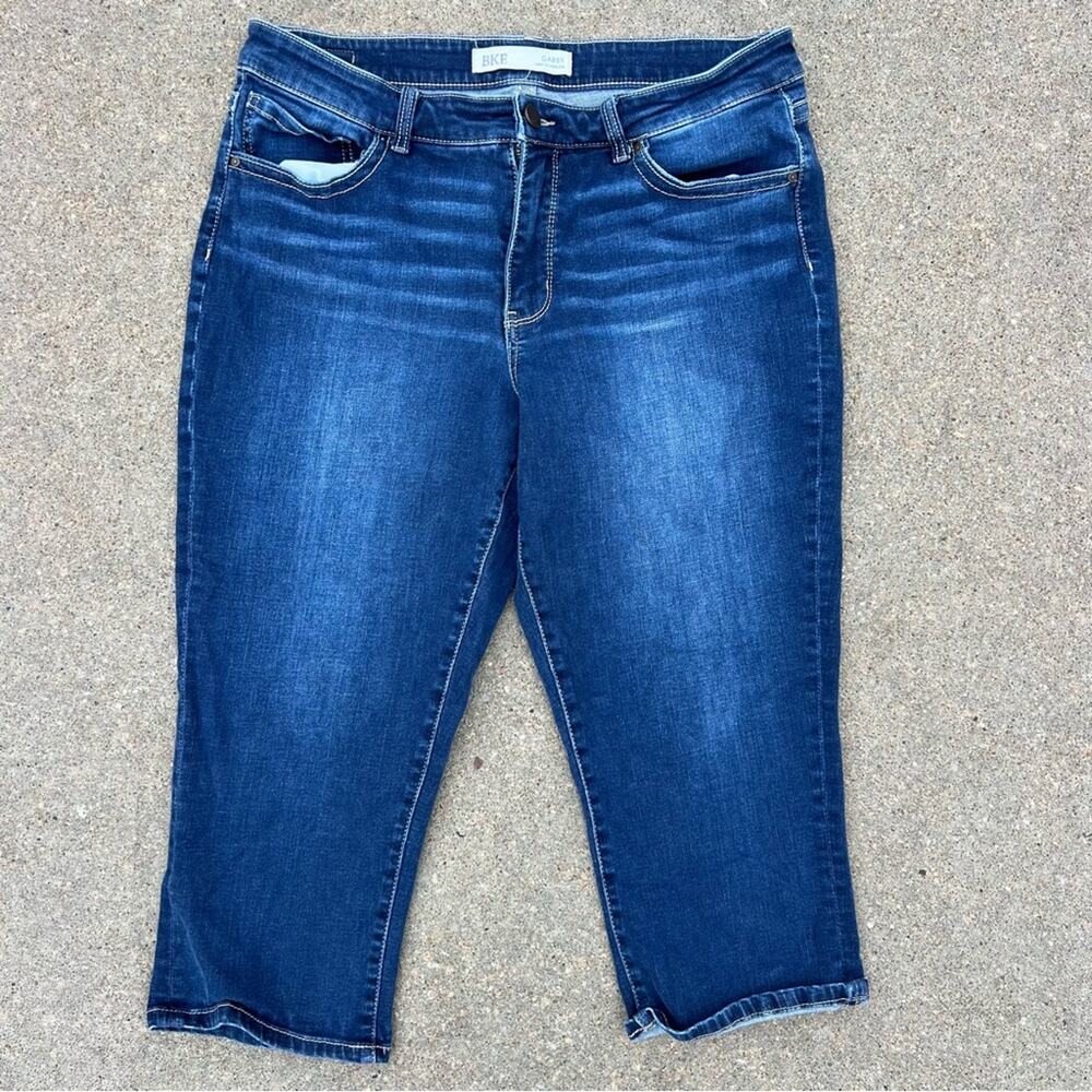 buckle BKE Gabby curvy fit high rise crop blue jeans size 32